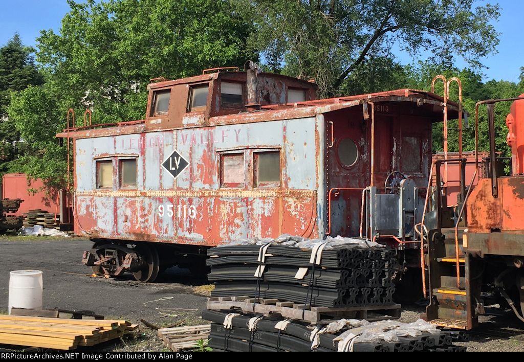 LV caboose 95116